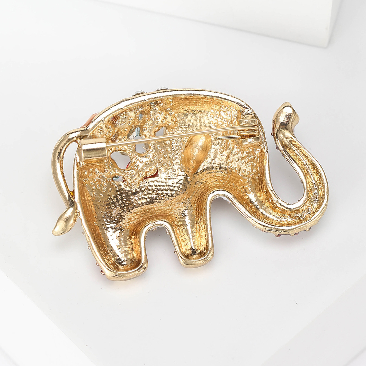 Women's Gender Retro Pin Elephant Alloy Enamel Inlay Rhinestones Women's Brooches
