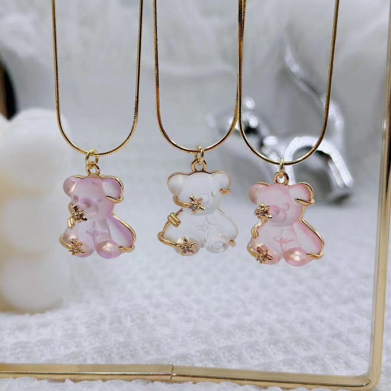 22g Weight Resin Copper Cute Bear Pendant Necklace