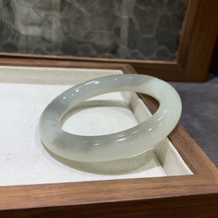 Jin Yutang Xinjiang Hetian Jade Violet Carved Bracelet Ice Water-permeable Bracelet Inside Smooth, Round and Full