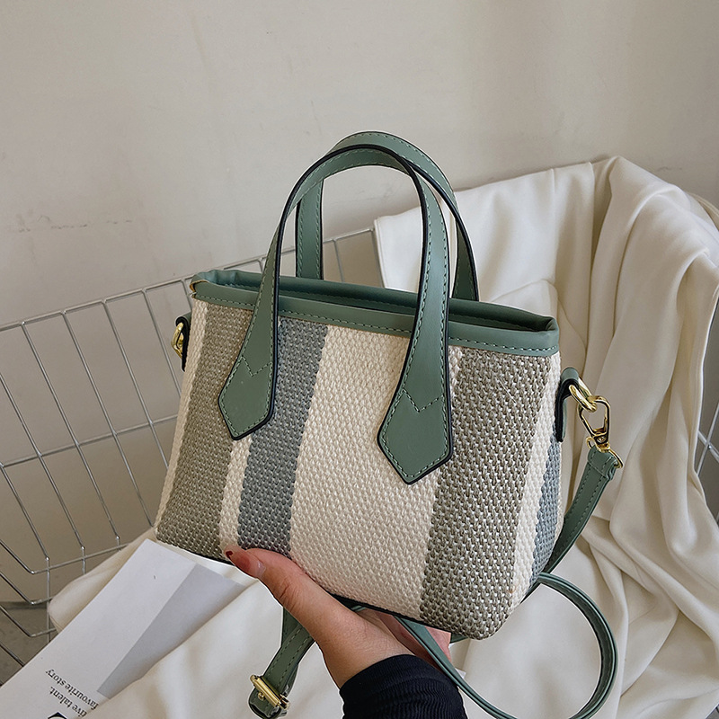 Bolso pequeño bolso de mensajero de color de contraste a rayas de lona para mujer 2022 nuevo bolso de moda coreano simple moda pequeña bolsa cuadrada