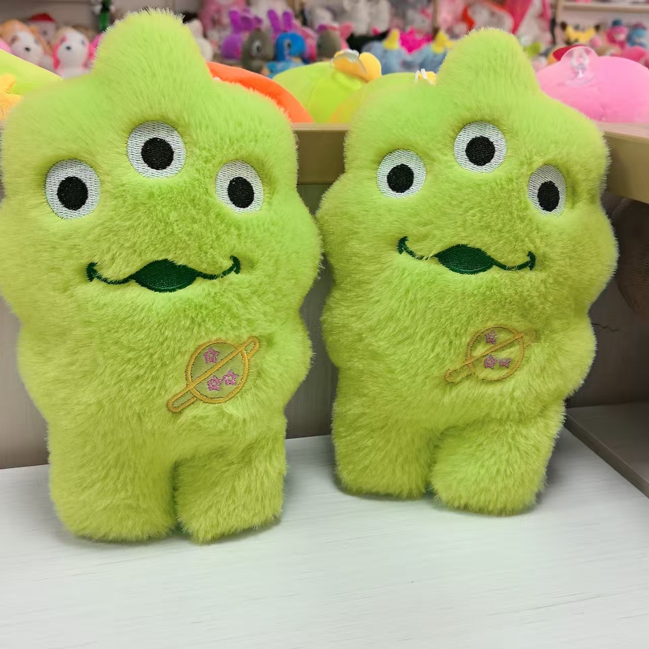 Peluş Oyuncak 20cm Civarı Sekiz İnçlik Basit Tasarım Vinç Makinesi Figürü Düğün Atma Şirket Festival Peluş Oyuncak