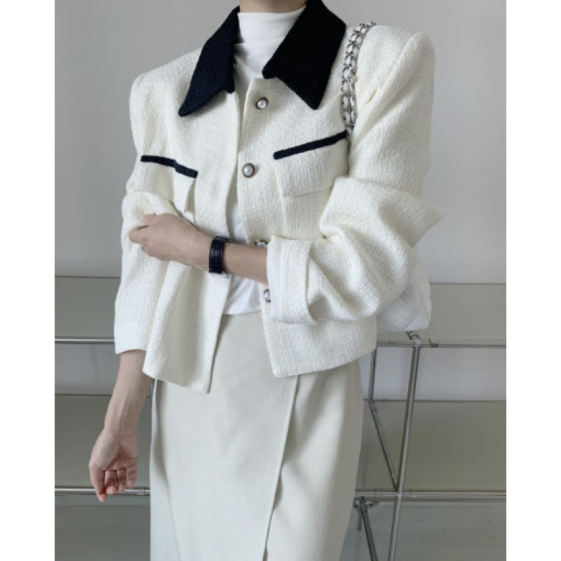 Korean chic tweed long-sleeve jacket with a blazer collar, contrasting color trim, and multi-pocket design
