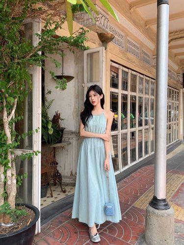 Black Off-the-Shoulder Vacation Style Dress 2025 Design Fitted Waist Slimming Sleeveless V-Neck Long Dress for Women Summer