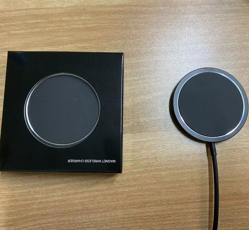 ワイヤレス充電器 K9 ワイヤレス充電器 MagSafe スリーインワンワイヤレス充電器 携帯電話磁気ワイヤレス充電器|undefined