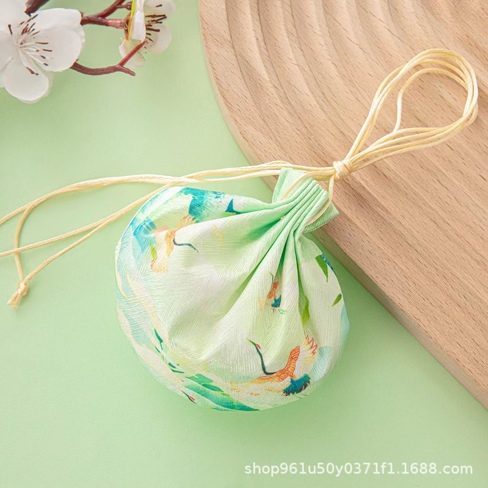 Light green-color printed sachet (no tassel)