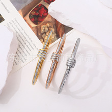 欧美小蛮腰钛钢手镯女玫瑰金镶钻时尚简约创意手环手链不掉色镀金