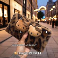 新品insヒョウ柄キティちゃんぬいぐるみポーチレディース旅行手持ち洗面ポーチ大容量収納かばん