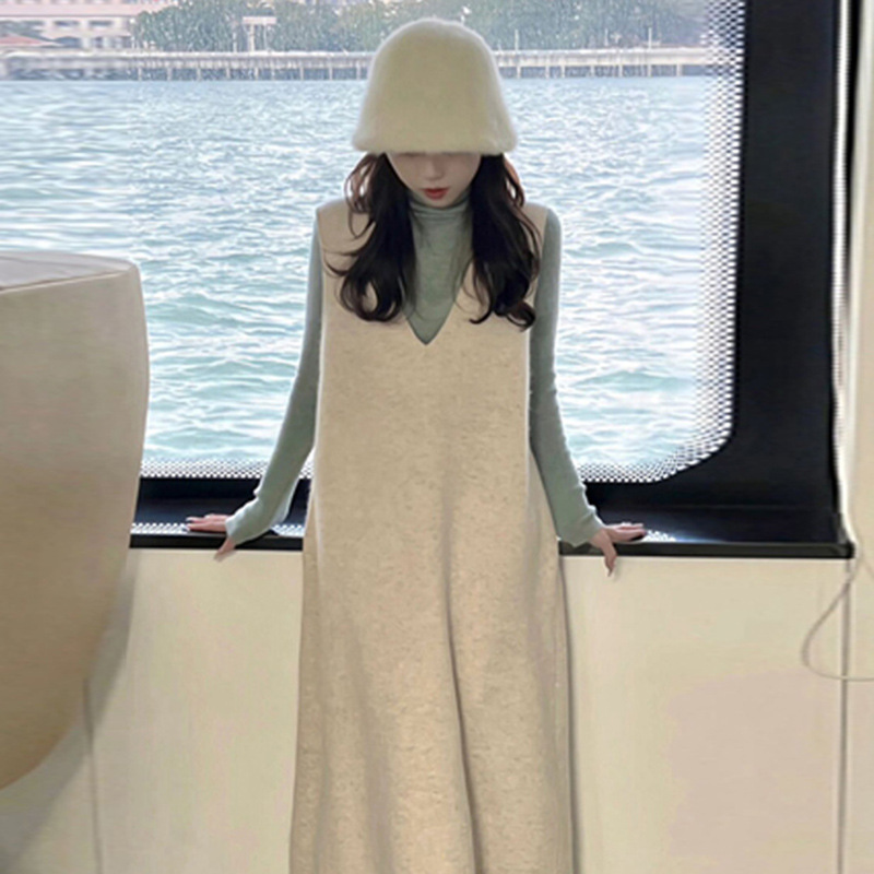 孕妇秋装连衣裙两件套2025新款时尚慵懒风套装针织背心裙子春秋款|undefined