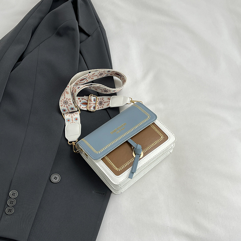 Los nuevos bolsos de moda populares de este año, celebridades de Internet para mujeres, bolsos de mujer con la misma textura, bandolera de banda ancha de estilo occidental 2024