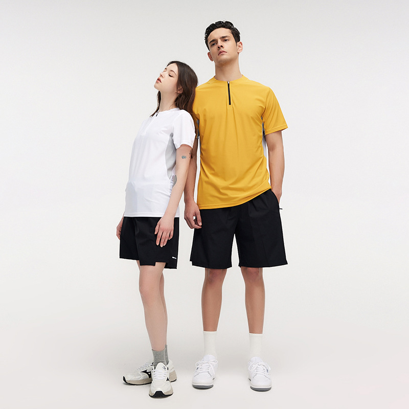 Los deportes de verano de los hombres de secado rápido cuello de pie media cremallera de manga corta de entrenamiento de tenis blanco pequeño cuello camiseta POL en stock generación pelo