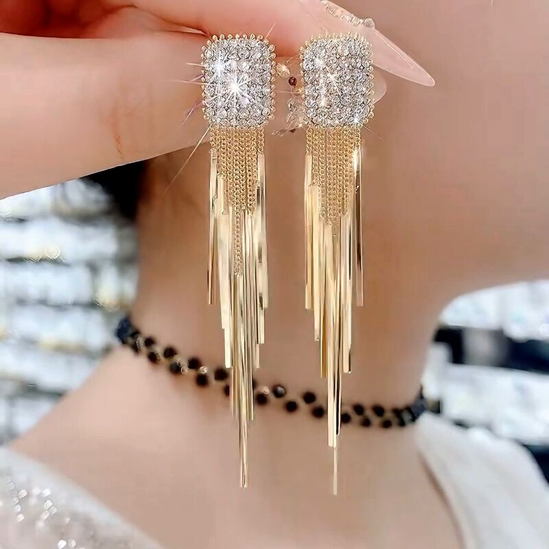 Super Shiny Elegant Long Full Diamond Zircon Tassel Earrings for Women Accessible Luxury Niche Luxury High-End Geometric Earrings Stud Earrings Super Shiny Elegant Long Full Diamond Zircon Tassel Earrings for Women Accessible Luxury Niche Luxury High-End Geometric Earrings Stud Earrings