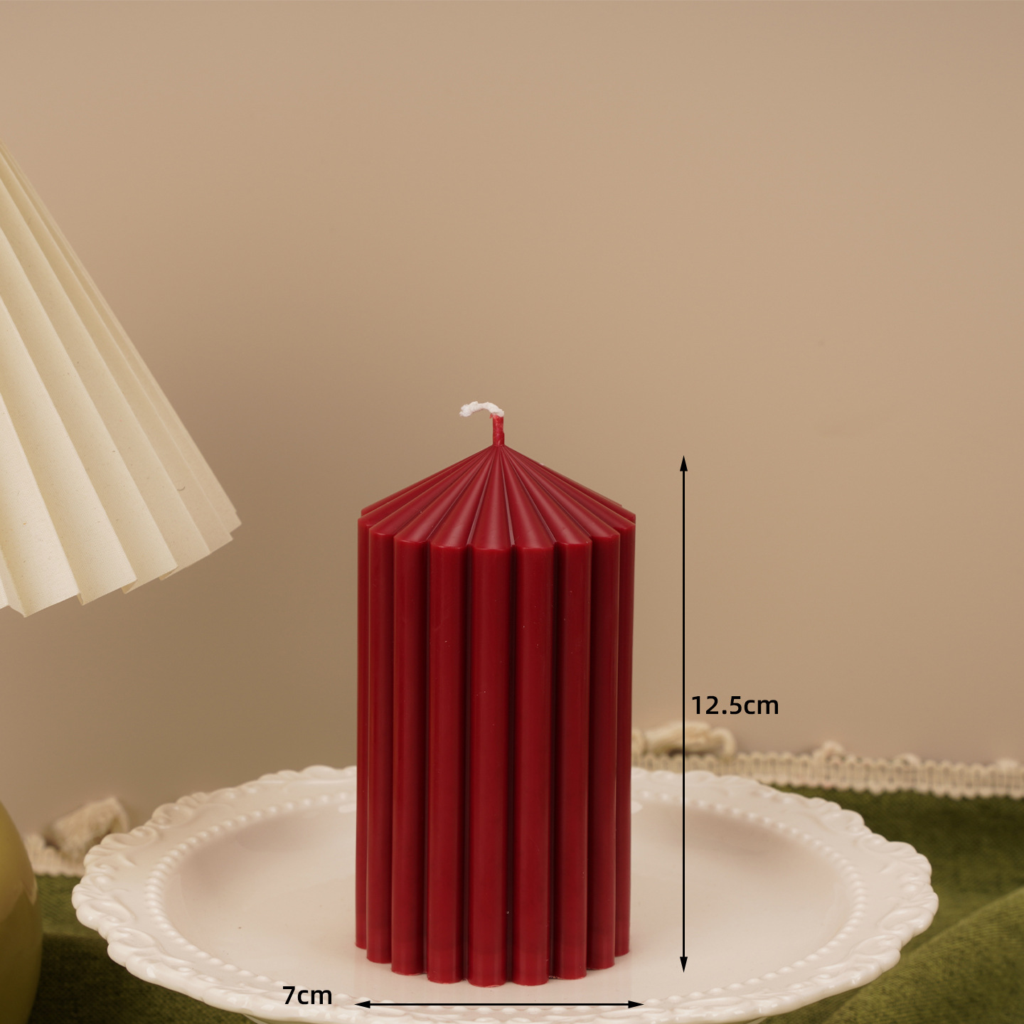 Church coarse-toothed spire 7*12.5CM candle 368g