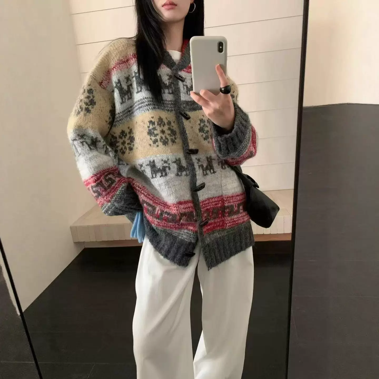 潮流复古牛角扣提花针织衫外套女秋冬新款加厚宽松大码中长款毛衣