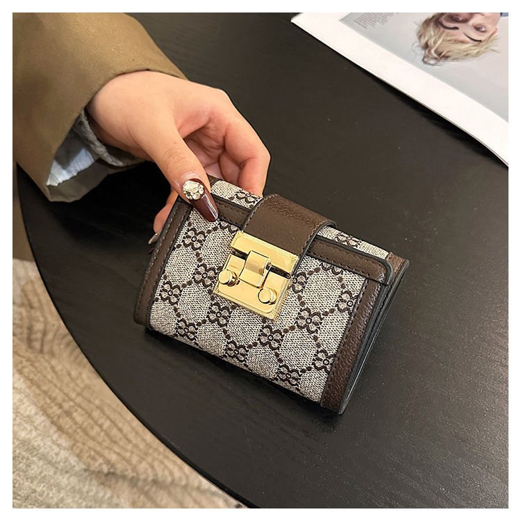 Vintage Monogram Women's Trifold Wallet With Lock And Card Slots_voghion.com