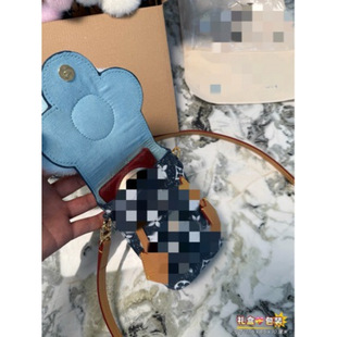 L������̫ꖻ�б���֙C��ˮͰŮ��ë�q����vivi������б���