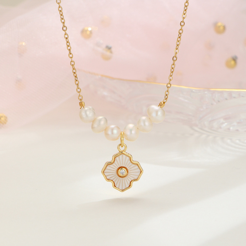 Simple Style Flower Copper Inlay Artificial Pearls Zircon Pendant Necklace 1 Piece