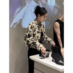 气质名媛高级感宽松盘扣新中式外套女春秋款2025年设计感外搭上衣