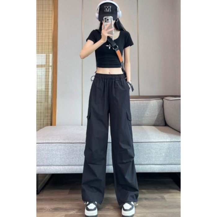 검은색