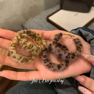 ������ļs�����ﶬë�q���y���h�߼������|����͹��@ĘС���