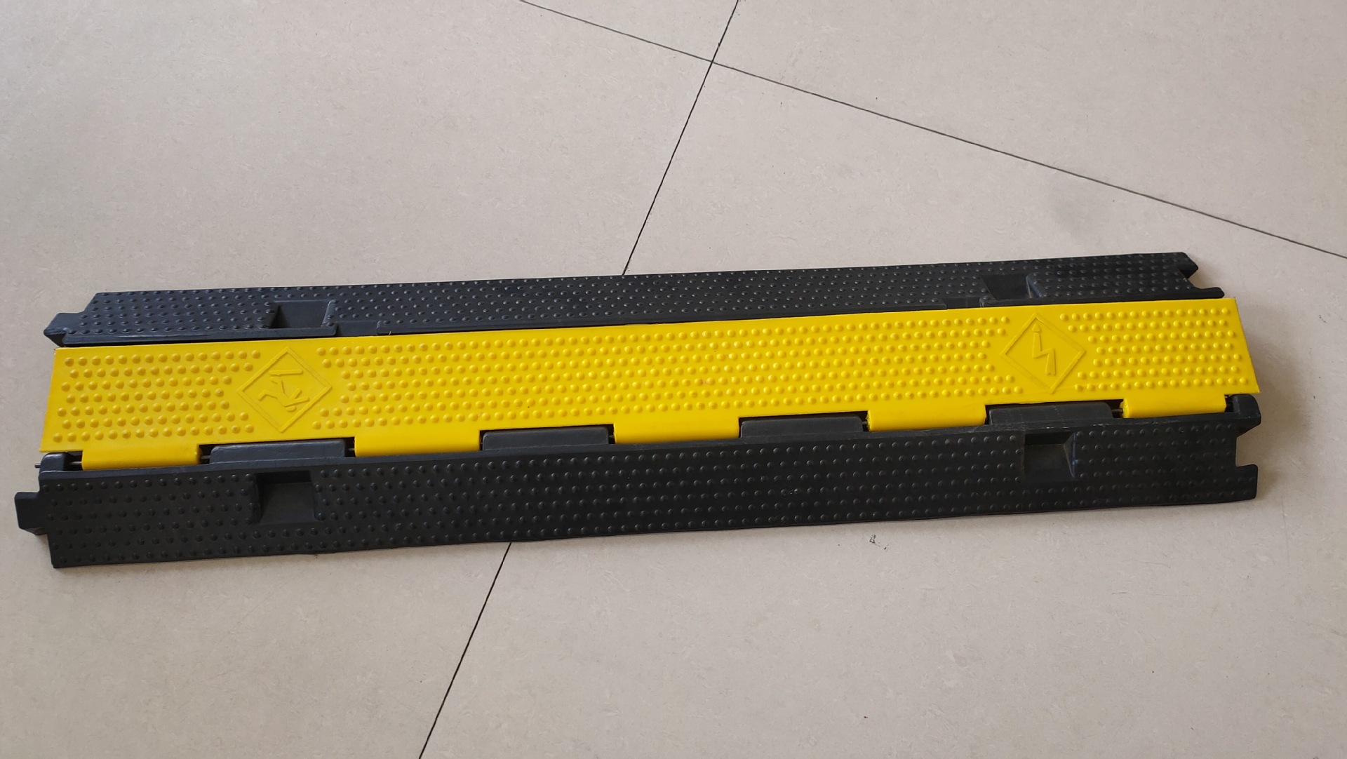 69ee593813448b69847d6c560fa6c6