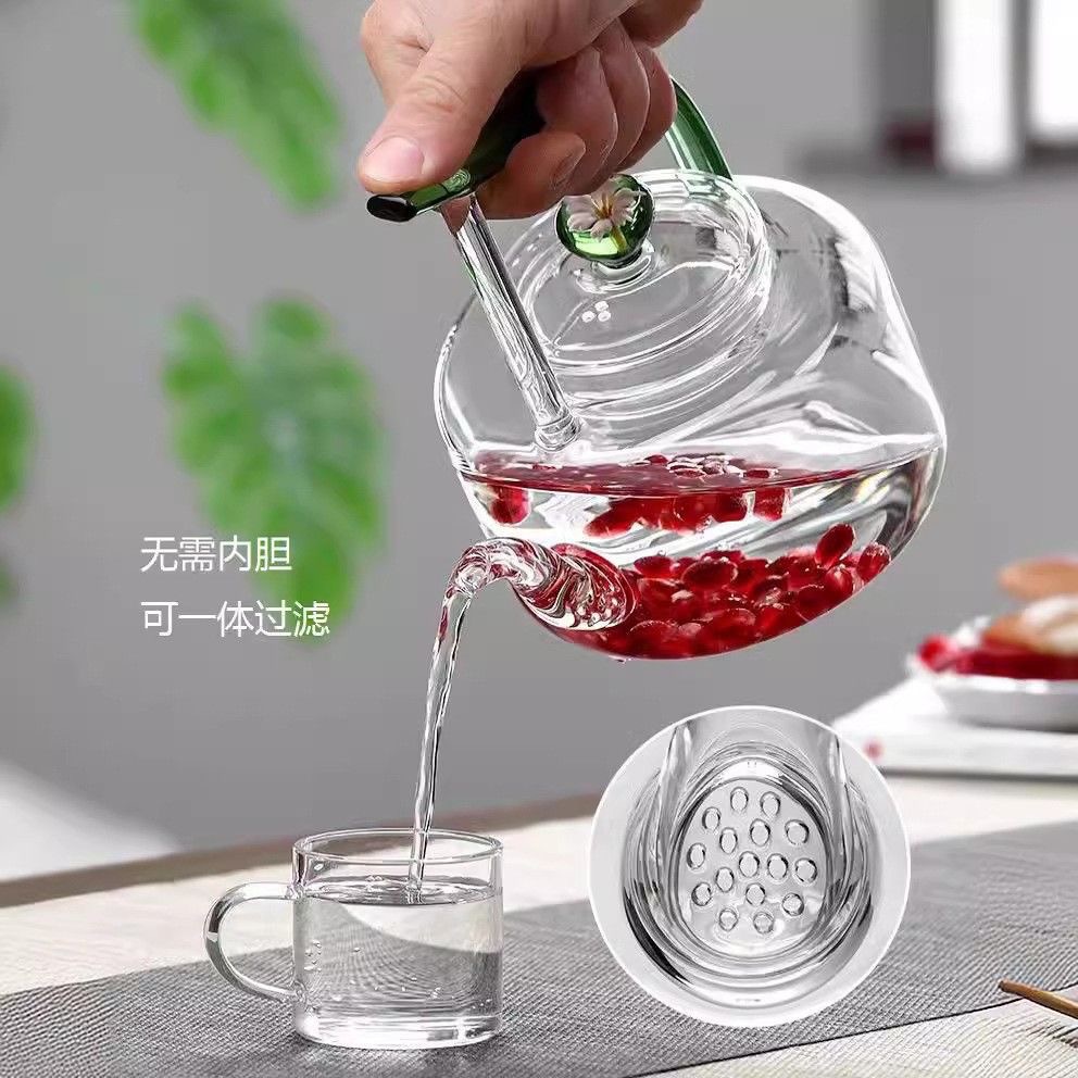 Three dimensional teapot