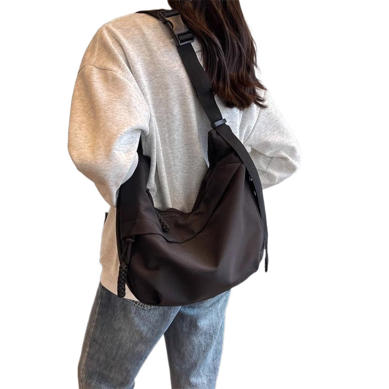 Women's New Fashion Sport Casual Oxford Cloth Shoulder Bag, Versatile Large Capacity Crescent Crossbody Travel Bag Wholesale - Thumbnail 5