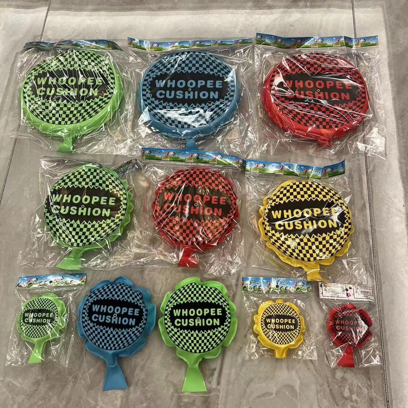Cross-Border Prank Fart Bag for April Fool's Day and Halloween, Prank Sponge Fart Pad, Funny Prank Toy, Can Be Customized