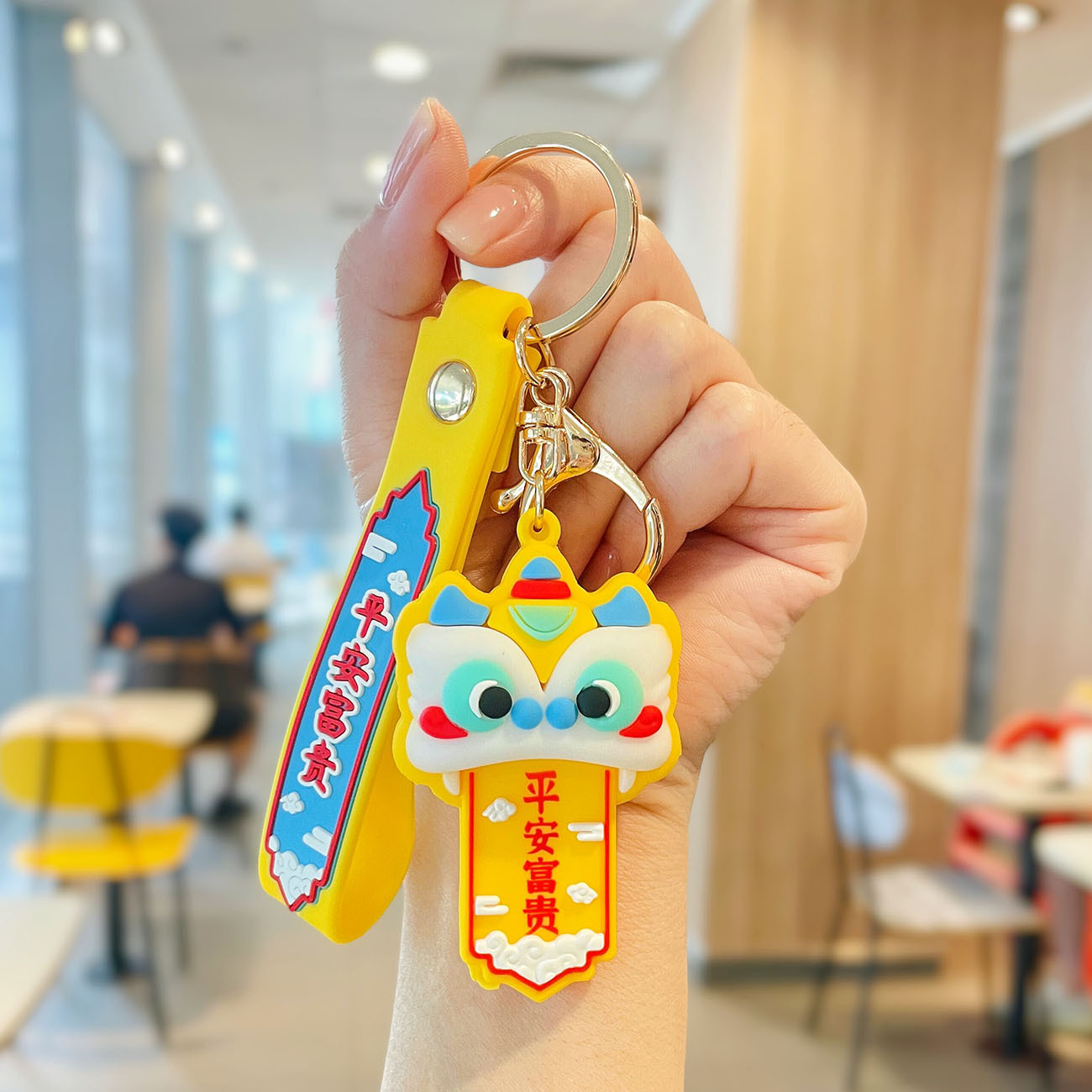 Venta directa de fábrica llavero colgante pequeño muñeca tridimensional llavero de coche mochila escolar colgante puesto al por mayor productos pequeños