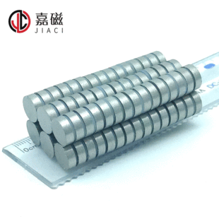 ���F�S�Ҹߜ�����X�⒏��Ŵ��F ģ�߂������Cе�O���ÈA�δ��F