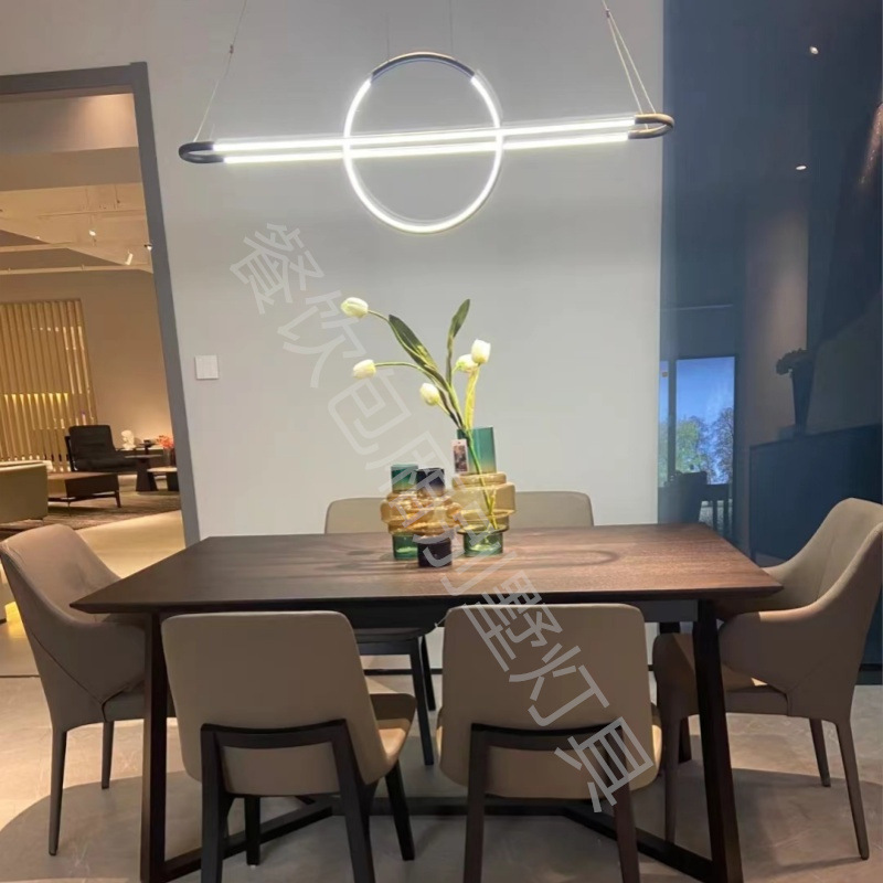 Lámpara de diseño nórdico lámpara de villa de diseño moderno lujoso simple personalidad creativa sala de estar comedor ahora