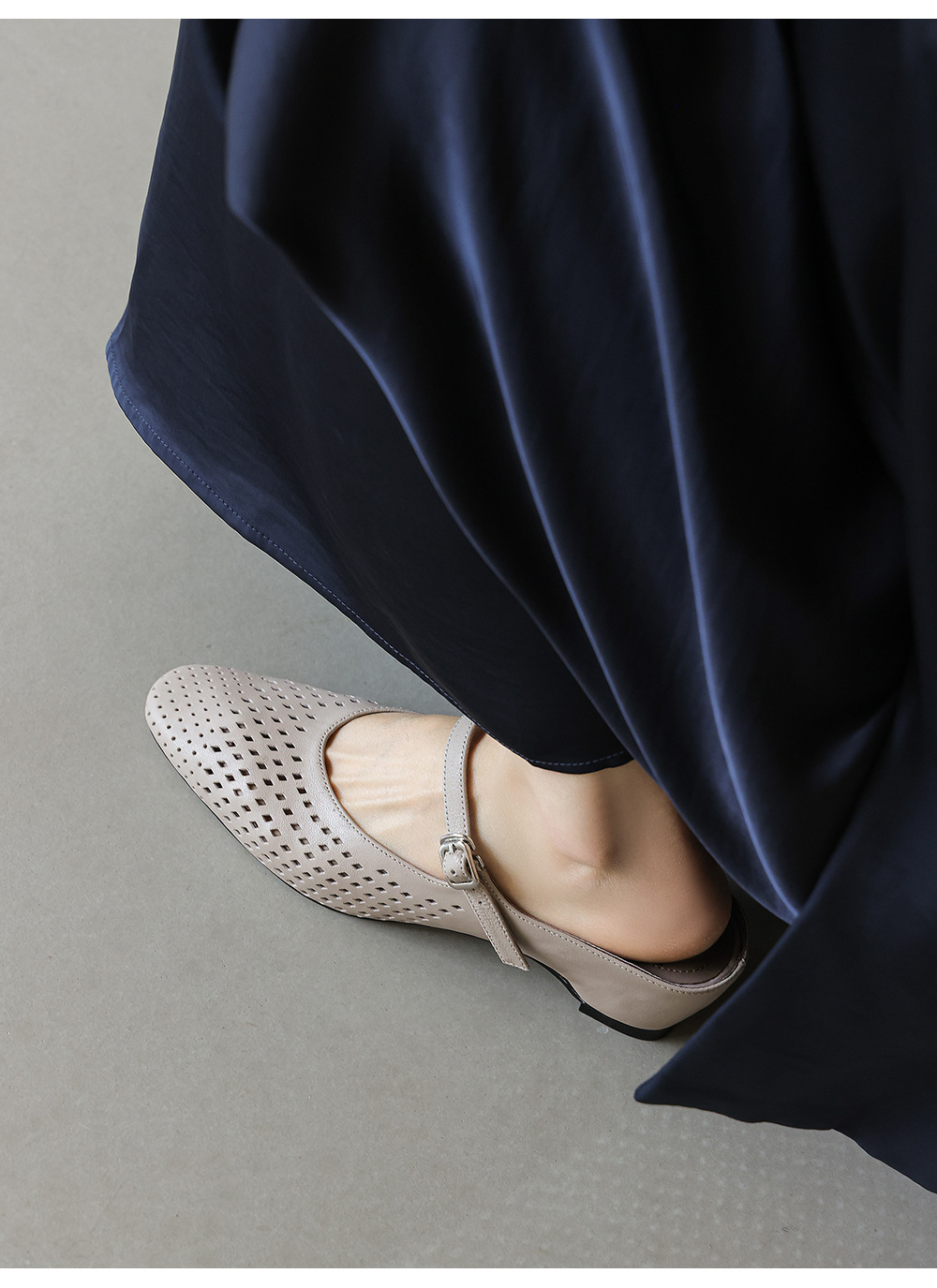 Sandal cao gót nữ hở mũi quai ngang gót 6 cm — đen chi tiết 23