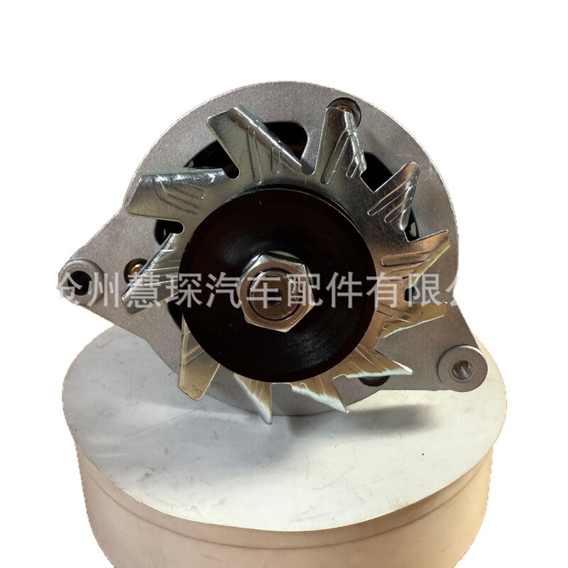 Agricultural Vehicle Tricycle Forklift 12V24V Four-Wheel Tractor Diesel Yc11A Silicon Rectifier Alternator Agricultural Vehicle Tricycle Forklift 12V24V Four-Wheel Tractor Diesel Yc11A Silicon Rectifier Alternator