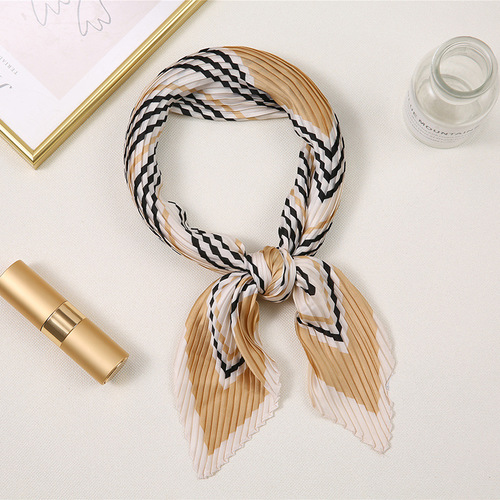 Wrinkled small silk scarf for women, chiffon printed professional decorative scarf, Korean style, trendy, suitable for spring and autumn, pairs with shirts, small scarf