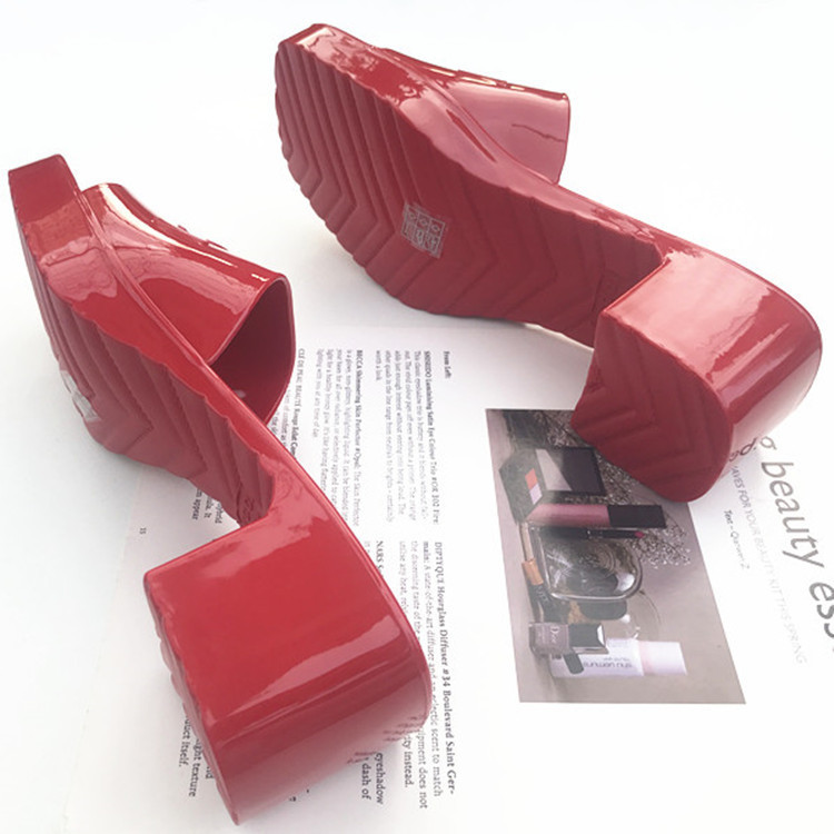 2022 New Women's Thick Heel Slippers European and American Fashion Square Toe Women's Shoes Open Toe Large Size Elegant Women's High Heels 2022 New Women's Thick Heel Slippers European and American Fashion Square Toe Women's Shoes Open Toe Large Size Elegant Women's High Heels