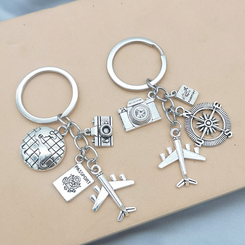 13g Weight Keychain Classification 1 Piece Quantity 1 Piece Casual Retro Simple Style Letter Alloy Plating Keychain