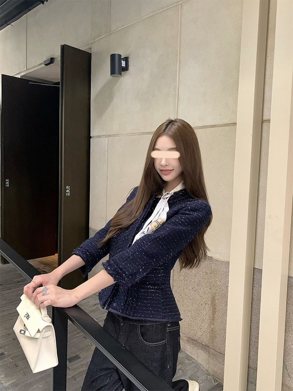 区区欧阳 粗花呢小香风外套女秋季高级感圆领小个子复古短款上衣|undefined