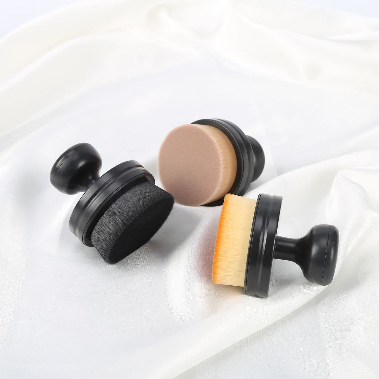 Brocha de base individual Spot, brocha de cerdas suaves, herramienta de lavado de coche portátil suave y rápida, brocha para crema bb, colorete en polvo suelto