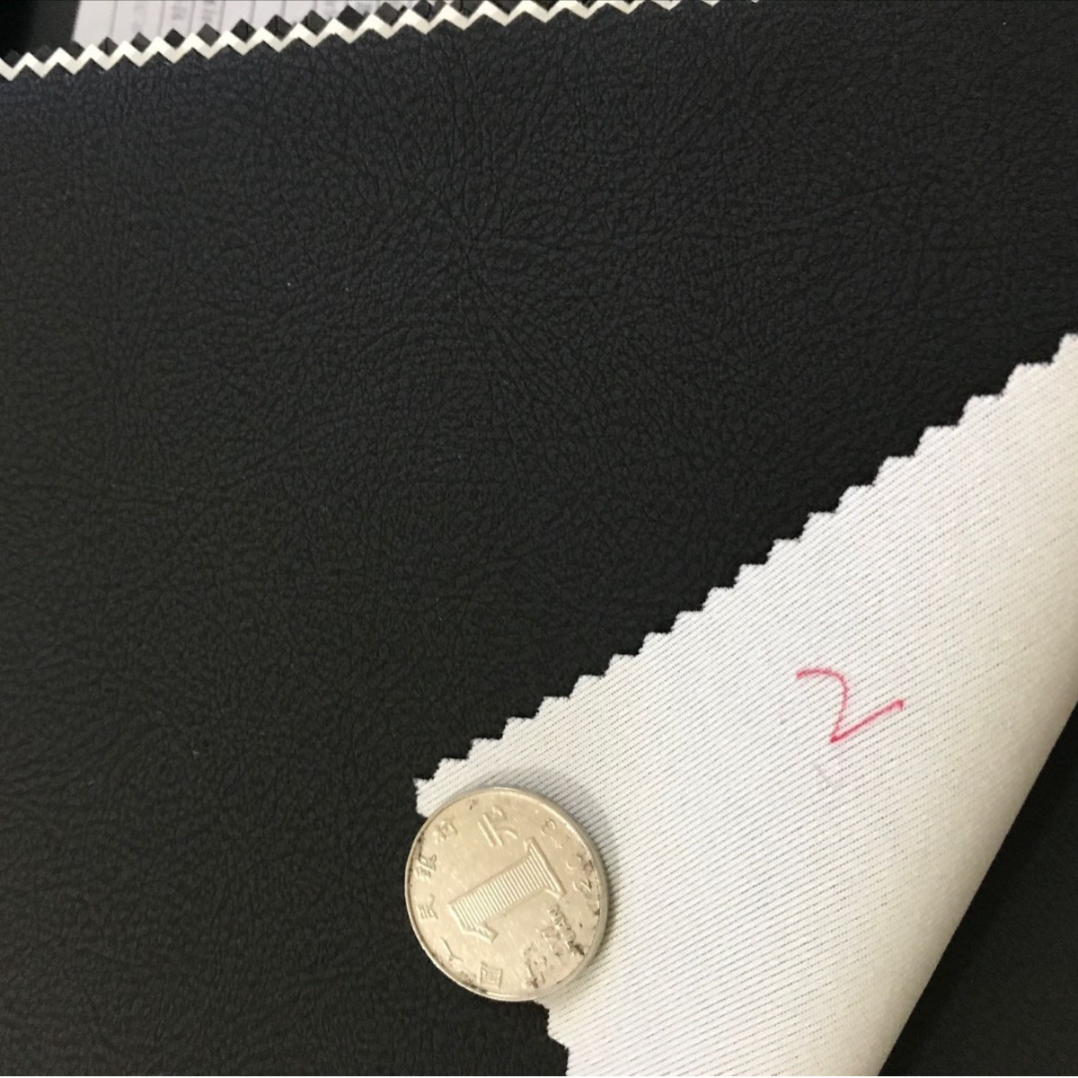 闪电树根圆饼格子编织纹金属色压纹收纳皮具盒相册装饰人造革面料