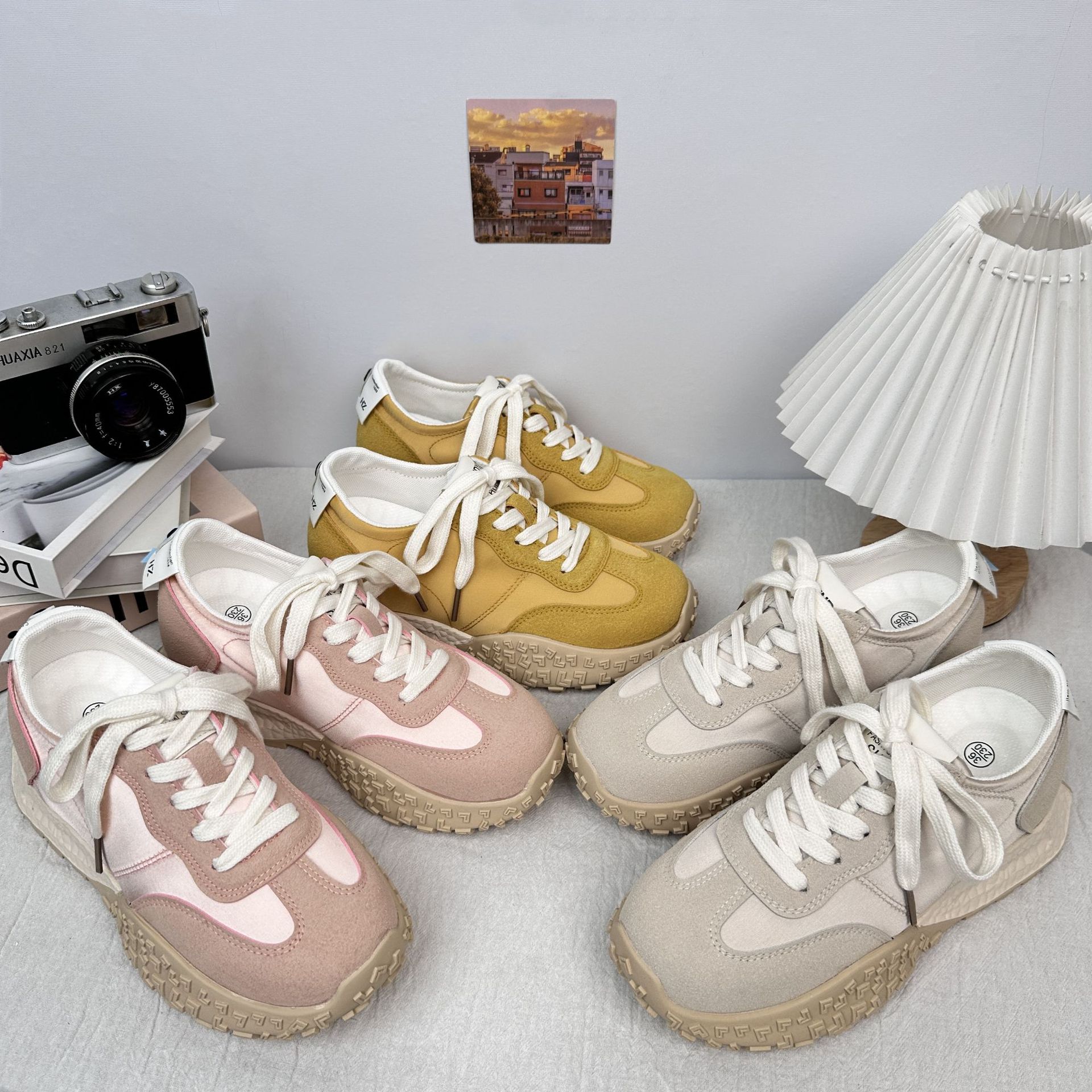 A9913 aumento de suela suave Forrest Gump zapatos de mujer 2025 nuevos zapatos casuales transpirables de suela gruesa de nicho image 1
