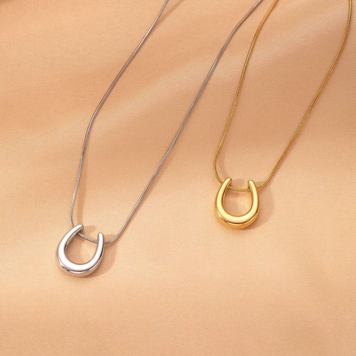 Стильное U-образное колье из высококачественной титановой стали в европейском и американском стиле, универсальный дизайн, не тускнеет, цепочка на ключицу из нержавеющей стали для женщин.