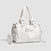 ���羳���N��ʽ�͹řC܇���μ�б������ذ����Ů����������ˮ