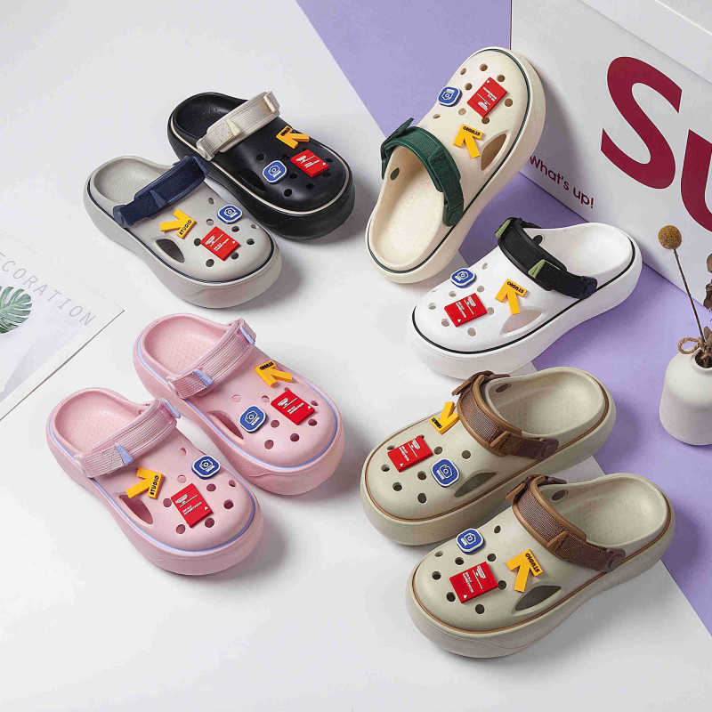 Thick-Soled Clogs for Women, Summer Outdoor Wear, Height-Increasing Closed-Toe Slippers, High-End Eva Non-Slip Wear-Resistant Camping Couple Sandals