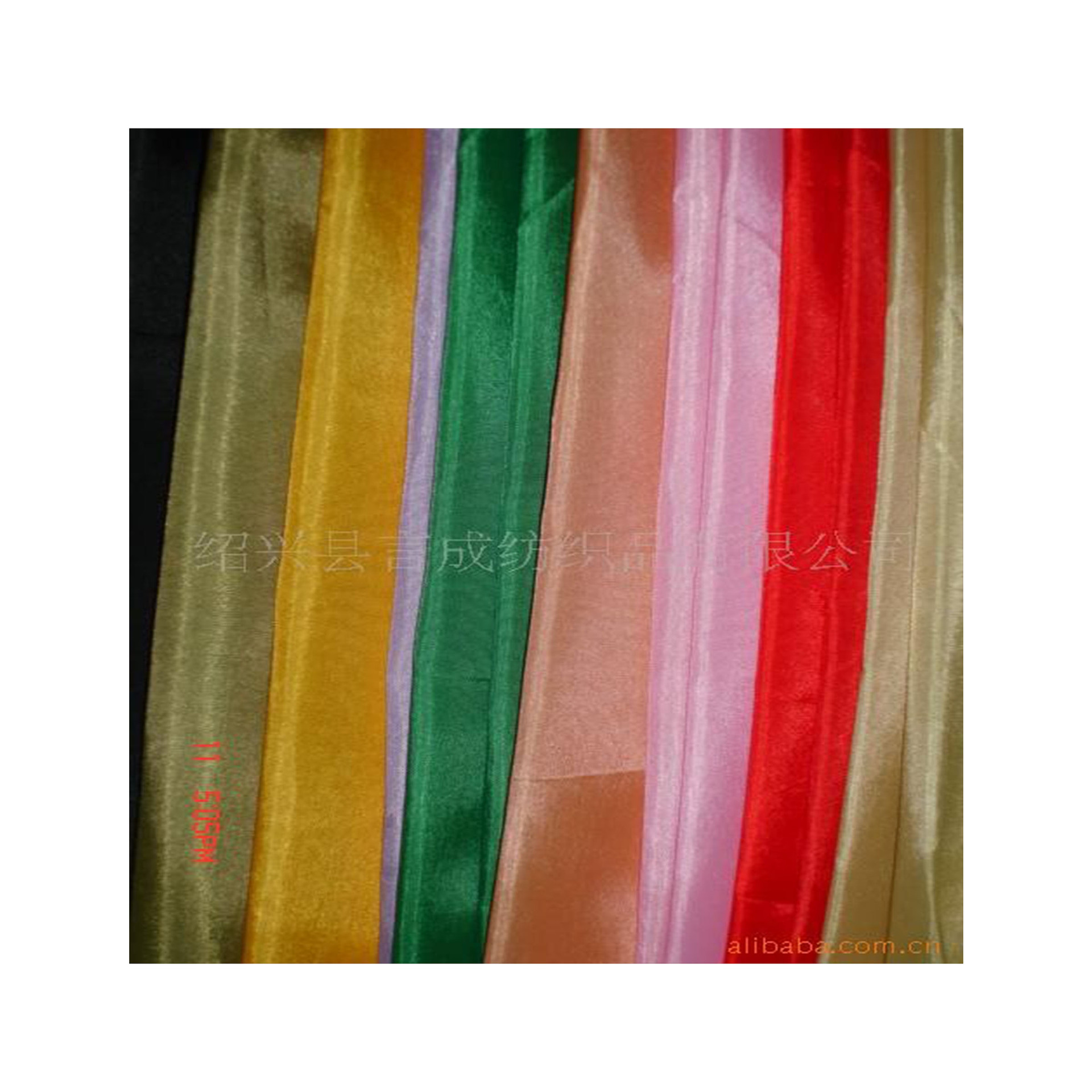 供应涤塔夫面料里子布