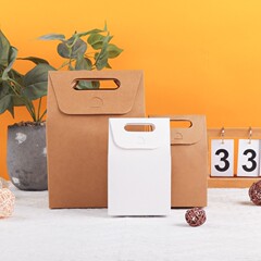 現物卸売り品質の牛革白カード手提げ紙袋焙煎専用包装箱牛圧延糖クッキーケース卸売り