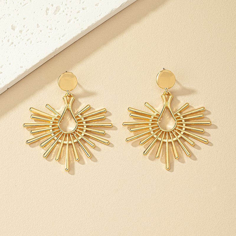 Business Occasion Alloy Material Water Droplets Pattern 1 Pair Elegant Retro Water Droplets Plating Hollow Out Alloy Drop Earrings
