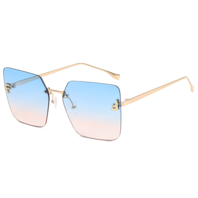 Nueva celebridad de Internet retro con el mismo párrafo Gafas de sol sin montura con letra F Cuadradas gafas de sol con bordes cortados europeos y americanos al por mayor transfronterizo femenino