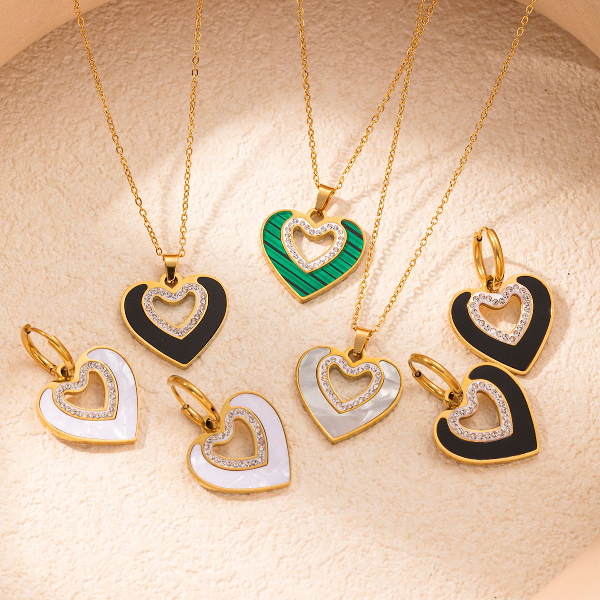 8g Weight 0.03µm Gold Plating Thickness Electroplated Gold Plating Process Golden Plated Plating Material Zircon Inlay Material Jewelry Set Classification cable chain Chain Type 1 Set Quantity Casual Occasion 201 Stainless Steel Material Heart Shape Pattern Women's Gender Basic Style Plating Craft Wholesale Jewelry Basic Heart Shape Titanium Steel Zircon Plating Jewelry Set 无