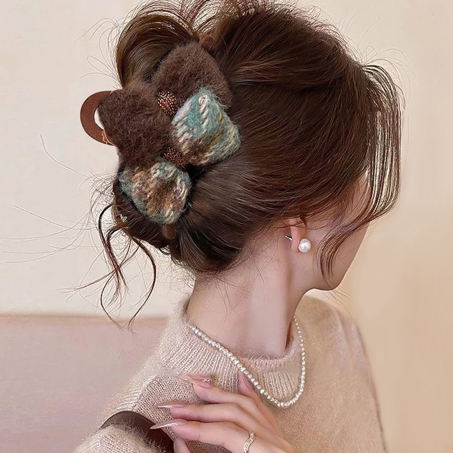 20#Large green coffee woolen bow ab button about 13cm