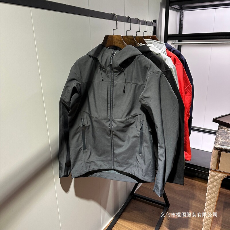 Fully taped soft shell! Outdoor three-proof fabric, 3D tailoring, unisex hooded windbreaker jacket