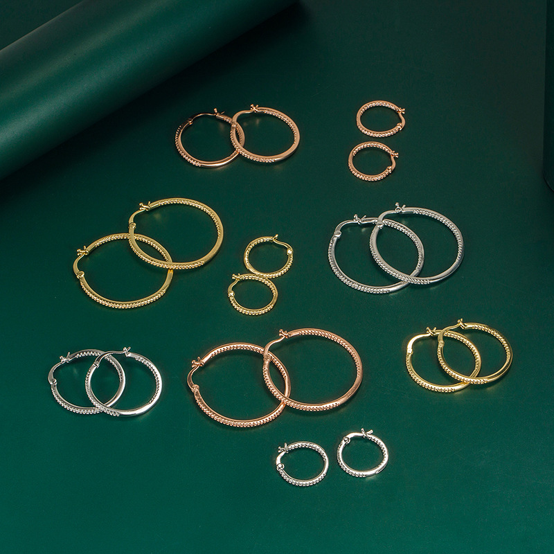 Fashion Round Copper Plating Inlay Zircon Hoop Earrings 1 Pair